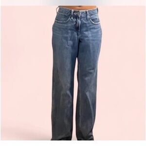 Hollister Curvy Mid-Rise Baggy 25R